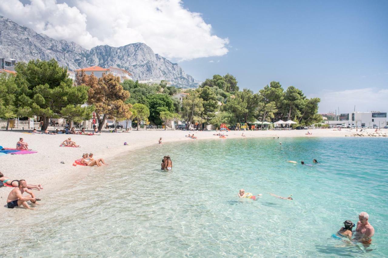 Guesthouse On The Beach Baška Voda Dış mekan fotoğraf
